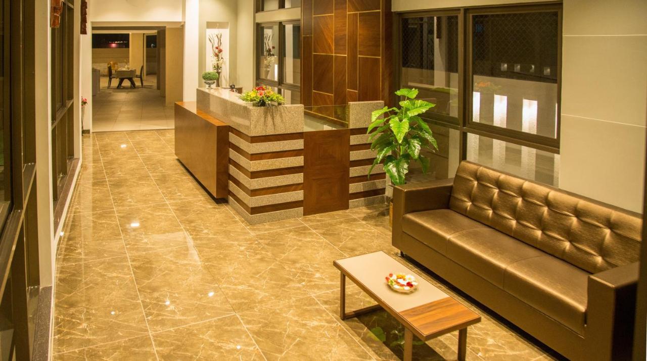 Hotel Nirvana Alībāg Extérieur photo