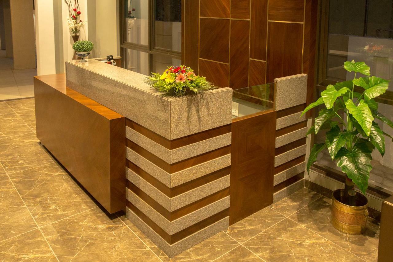 Hotel Nirvana Alībāg Extérieur photo